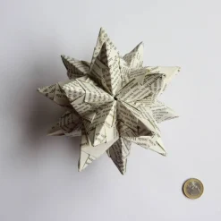 Bascetta Stern Weihnachten Upcycling aus alten Büchern 14 cm