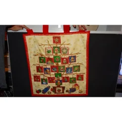 Baum Adventskalender zum Selberbefüllen mit roten Schlaufen – 60 x 73 cm – 24 Taschen