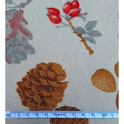 Baumwollstoff mit Herbstmotiven, Dekostoff, Breite 1,40 m, Meterware, natur,  beige, grau, rot, Fliegenpilz, Nüsse