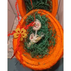 Befüllbares Osterei aus Styropor und Filzwolle, Orange/ Rot