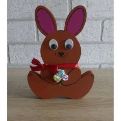Bemalter Holz-Osterhase mit Kulleraugen