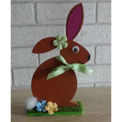 Bemalter Holz-Osterhase mit Kulleraugen