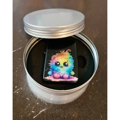 Benzin Metallfeuerzeug mit Druck "Fairytale EGG"