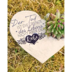 Bepflanztes Herz aus Beton mit Schriftzug Grabschmuck Trauer Grabgesteck Grabherz