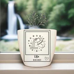 Besonderes Geschenk - Blumentopf graviert - Sternzeichen Wassermann