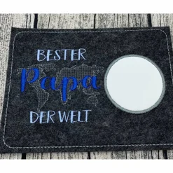 bester Papa der Welt - MugRug - Untersetzer aus Filz bestickt - tolles Geschenk für den Papa zum Vatertag oder einfach s