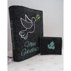 Bestickte Gotteslobhülle aus Filz *Taube *individuell angefertigt