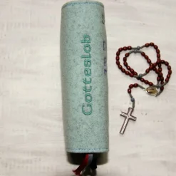 Bestickte Gotteslobhülle aus Filz *Du gehst mit *individuell angefertigt