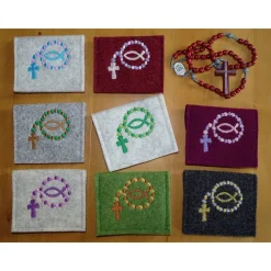 Bestickte Rosenkranztasche aus Filz *Motiv Rosenkranz *individuell angefertigt