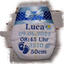 Bestickte Windel mit Name