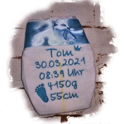 Bestickte Windel mit Namen