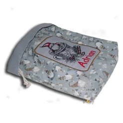 Bestickter Weihnachtsbeutel witziges Nikolausmotiv personalisierter weihnachtlicher Geschenksack Wunschname