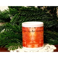 Bezaubernde Keramiktasse zur Vorweihnachtszeit