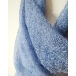 Blaues Tuch mit silberfarbigen Lurex, gestrickte Stola aus Mohair, festlicher Damen Schal helle Farbe