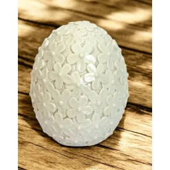 Blümchen Osterei - Dekofigur zu Ostern - aus Jesmonite gegossen