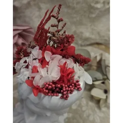 Blumenmädchen Bella mit Katze aus Raysin und echten Trockenblumen – Handgefertigte Dekofigur