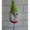 Blumenstecker / Pflanzenstecker Wichtel mit Kulleraugen - rot/grün