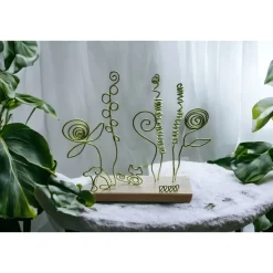 Blumenwiese bei Nacht