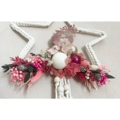 Boho Makrameekranz mit Trockenblumen in rosa/pink