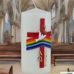 Bote des Friedens – Handverzierte christliche Osterkerze mit Taube, Regenbogen, rotem Kreuz & Alpha/Omega