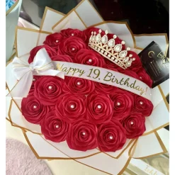 Bouquet mit 50 handgefertigten Satinrosen