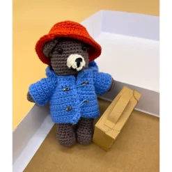 Bär mit Koffer im Koffer für Geldgeschenke zur Reise