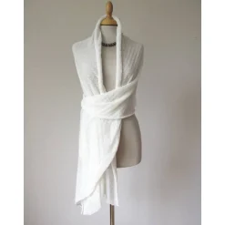 Brautschal ivory aus reinem Kaschmir, gestrickte Hochzeitsstola, weiches Umschlagtuch, zartes Schultertuch