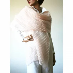 Brautstola, Brautschal, pastell lachs rose, Hochzeitsstola aus Mohair, gestrickte Mohairstola, Strickstola, Umschlagtuch, Mohairstola