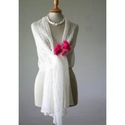Brautstola  ivory Mohair und Seide, Lace-Stola für die Hochzeit, weiches Umschlagtuch, edles Schultertuch, handgefertigt