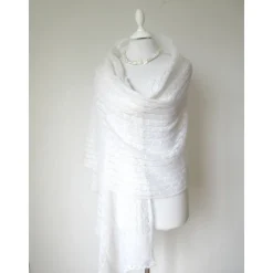 Brautstola  ivory Mohair und Seide, Lace-Stola für die Hochzeit, weiches Umschlagtuch, edles Schultertuch, handgefertigt