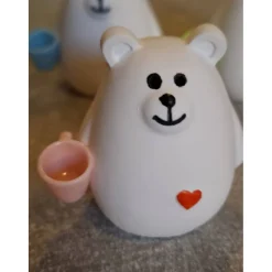 Bärchen aus Raysin mit Kaffeebecher - niedliche Dekoration oder kleines Geschenk