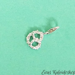 Brezel Charm aus Sterlingsilber in verschiedenen Ausführungen