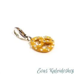 Brezel Charm aus Sterlingsilber in verschiedenen Ausführungen