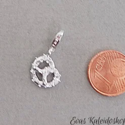 Brezel Charm aus Sterlingsilber in verschiedenen Ausführungen