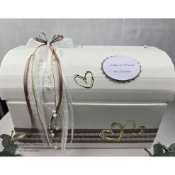 Briefbox Truhe BRAUN-GOLD mit modernen Herzen und Perlen - Hochzeit Kartenbox