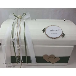 Briefbox Truhe DUNKELGRÜN-BRAUN mit Holzherzen und Perle - Hochzeit Kartenbox
