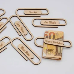 Büroklammer aus Holz zum Geld verschenken, kleines Geldgeschenk