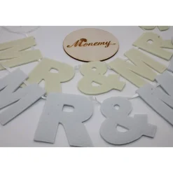 Buchstaben Girlande Hochzeit MR & MRS / Namenskette Brautpaar weiß creme