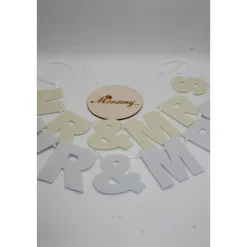 Buchstaben Girlande Hochzeit MR & MRS / Namenskette Brautpaar weiß creme