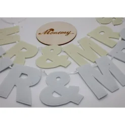 Buchstaben Girlande Hochzeit MR & MRS / Namenskette Brautpaar weiß creme
