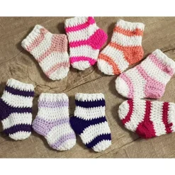 bunt gestreifte Adventskalender Söckchen * gehäkelt * 24 Socken * Weihnachtskalender