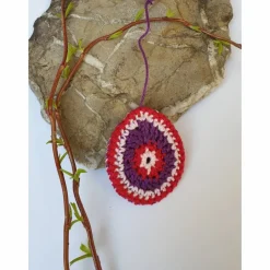 Buntes gehäkeltes Wende-Osterei