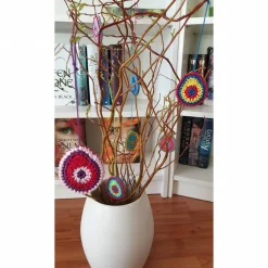 Buntes gehäkeltes Wende-Osterei