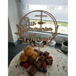 Cake Topper zur Kommunion personalisiert mit Name und Datum aus Holz