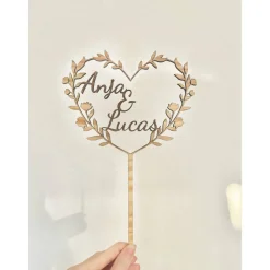 Caketopper aus Holz in Herzform - Hochzeit mit Holzdeko für Ihre einzigartige Hochzeitstorte - Tortenaufleger