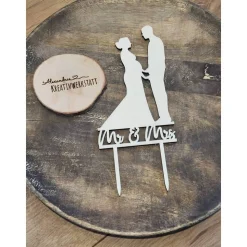Caketopper Hochzeit, schwangere Braut, Cake Topper, Hochzeitstorte, Torte, Mr & Mrs, Name, Tortenstecker, Wunschname
