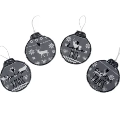 Christbaumkugeln aus Stoff im 4er Set, Geschenkanhänger bestickt