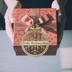 Christbaumschmuck Personalisierbar - Weihnachtsschmuck mit Namen aus Holz - Schneeflocke,Herz oder Weihnachtsbaum