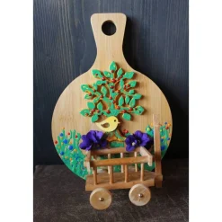 Collage Geldgeschenk zum Muttertag  BAUM & LEITERWAGERL, abstrakt gestaltet auf einem Bambus-Brettchen Wandbild