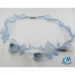 Collier mit zarten Blüten Handarbeit ART 959